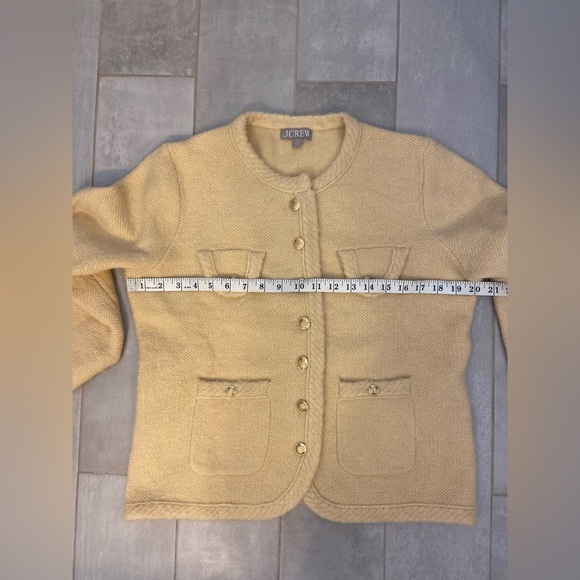J.Crew Textured Sweater Lady Jacket Button-Up Jacket Cream Size Medium - Picture 9 of 9
